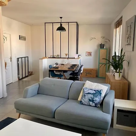Maison De Calme Lumineuse Proche Gare Holiday home Caen
