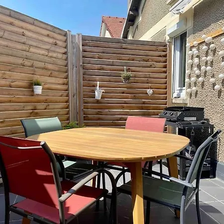 Semesterbostad Maison De Calme Lumineuse Proche Gare