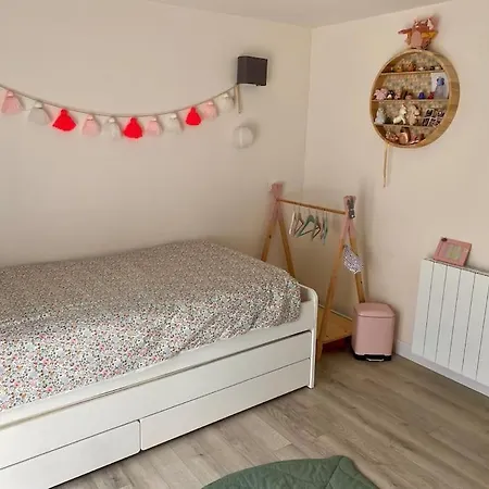 Maison De Calme Lumineuse Proche Gare Holiday home *