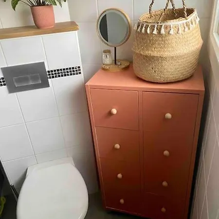 Maison De Calme Lumineuse Proche Gare Holiday home *