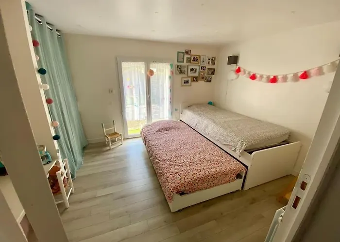 Semesterbostad Maison De Calme Lumineuse Proche Gare