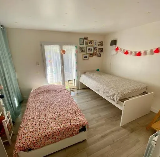 Maison De Calme Lumineuse Proche Gare Semesterbostad *