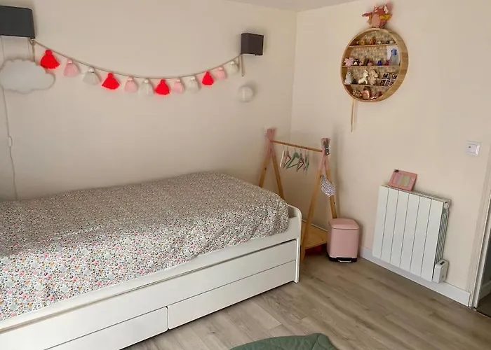 Maison De Calme Lumineuse Proche Gare Semesterbostad *